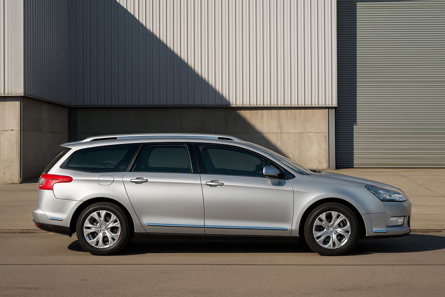 Finance Citroën C5 - citroen c5 tourer 2008 2018 full side profile